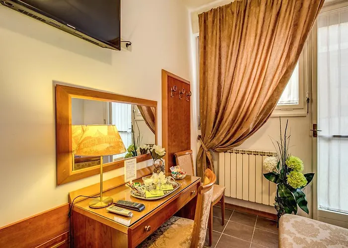 Trastevere 4* Rome