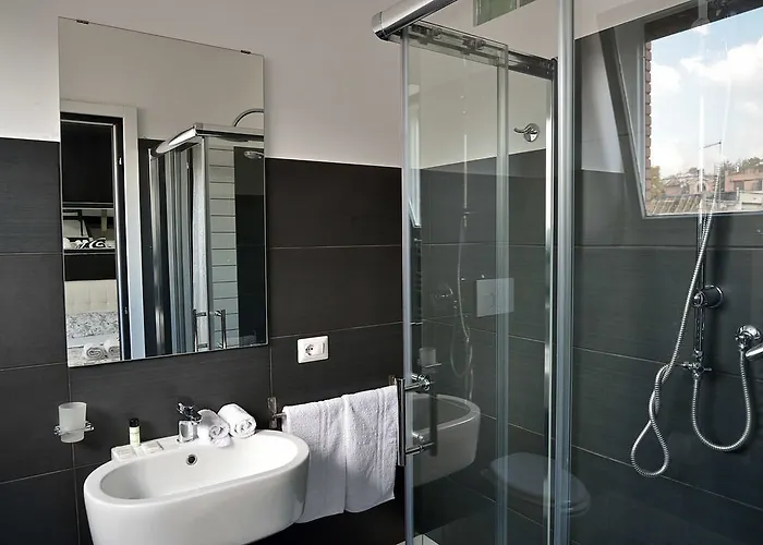 Trastevere 4* Rome